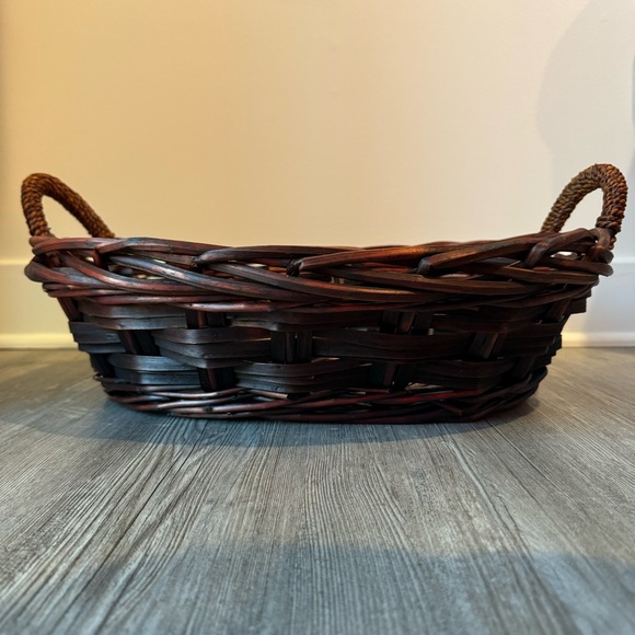 Large Dark Brown Basket - Picture 2 of 3